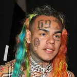 Tekashi 6ix9ine signs new record deal in prison