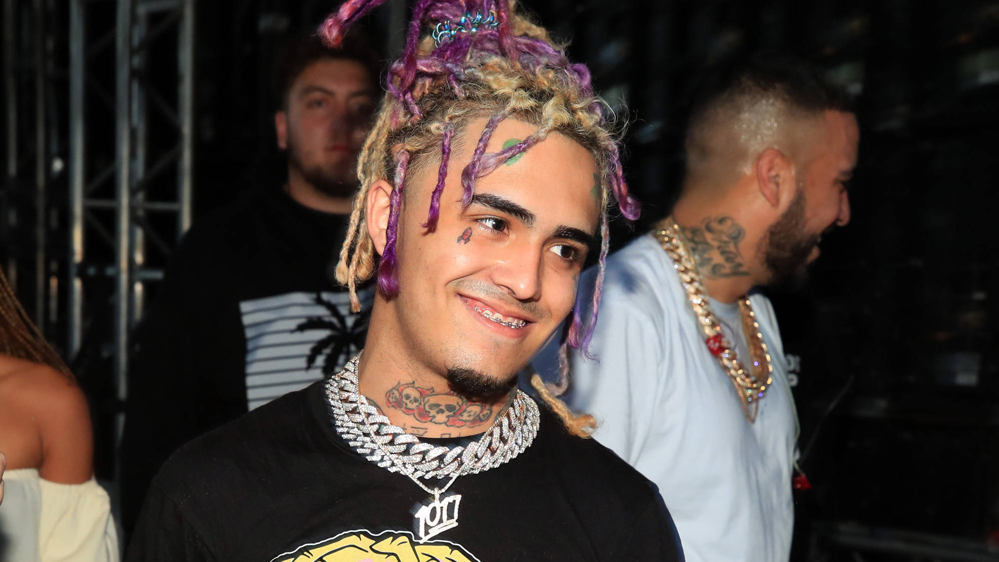 Lil pump fans - Lil Pump Fans Think He's About To Come Out As Gay.