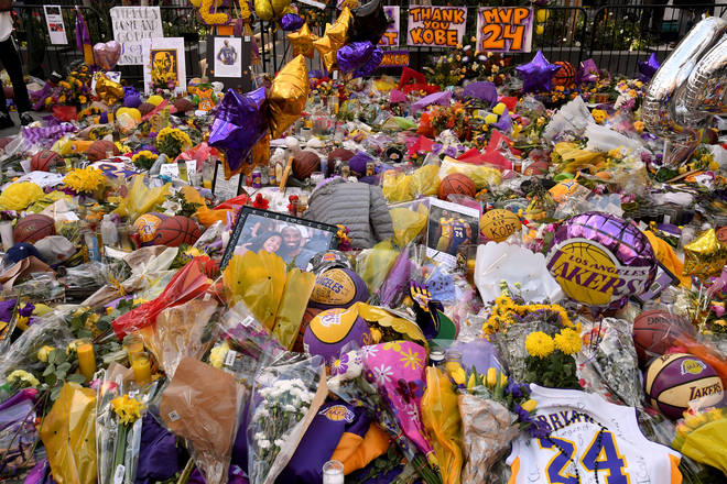 Fans have been paying their respects to Kobe following his tragic passing.