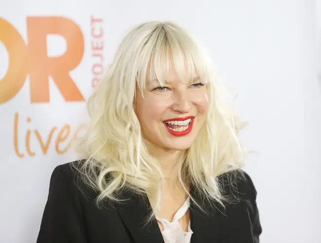 Sia has apologised for mistaking Cardi B for Nicki Minaj in a tweet.