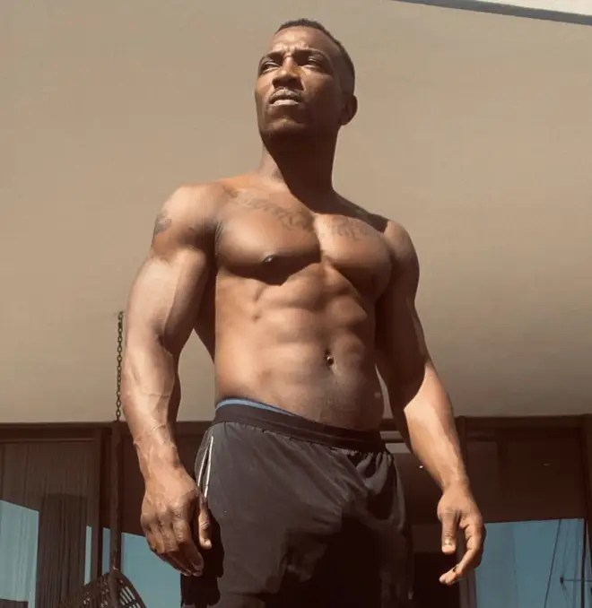 Ashley Walters flexed his workout progress on the 'gram.