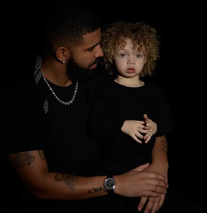 In March 2020, Drake shared a photo of Adonis for the first time.