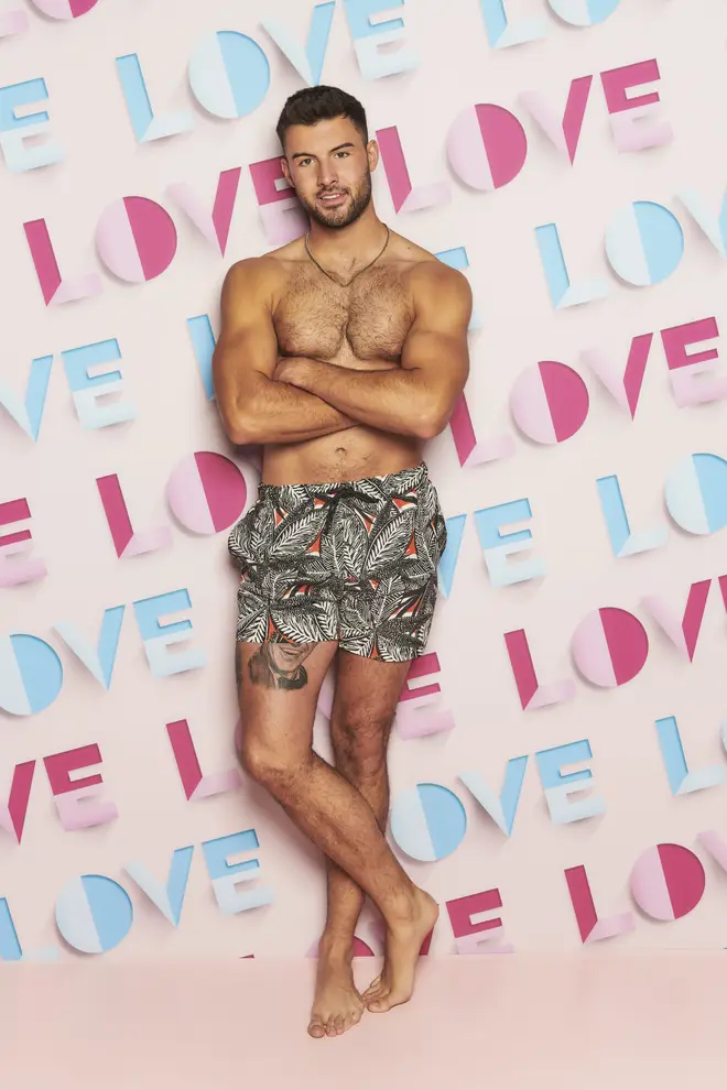 How old is Liam Reardon from Love Island?