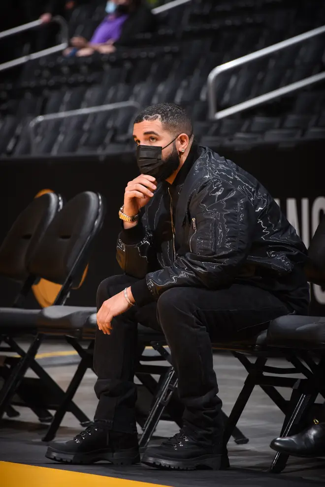 Drake has been sporting his heart hairline since August 2020.