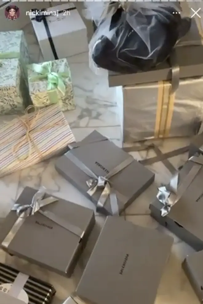 Nicki Minaj showed off her son's presents from Lil Wayne
