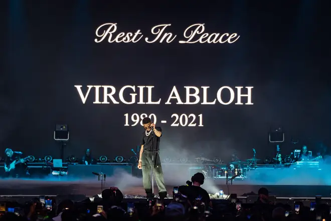 Wizkid paying tribute to Virgil Abloh during his show at the O2 Arena