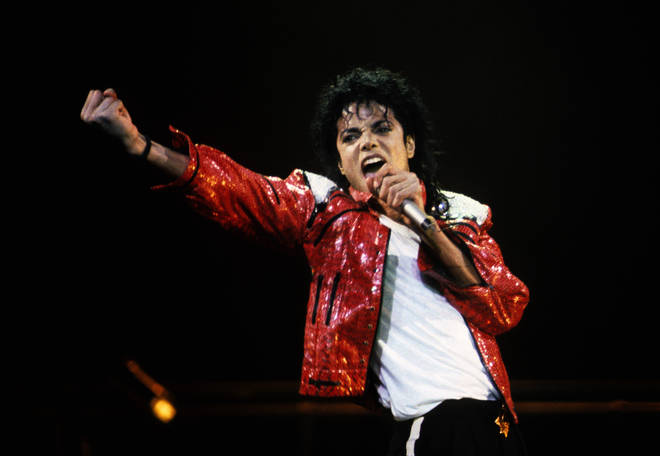 Michael Jackson performing in concert in 1986