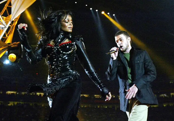 Janet Jackson and Justin Timberlake performing at the 2004 Super Bowl