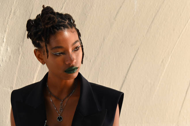 Willow Smith is an American singer, songwriter, actress, and dancer. She is the child of Jada Pinkett-Smith and Will Smith.
