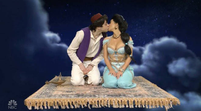 Kim and Pete kissing in a skit on Saturday Night Live