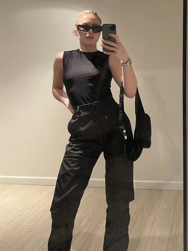 Monica Corgan stun in her all-black outfit on Instagram