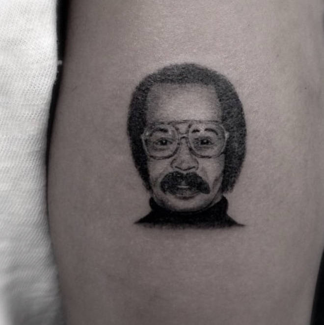 The tattoo that Drake has of his father