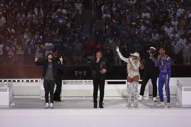 5 artists performed at the 2022 Super Bowl