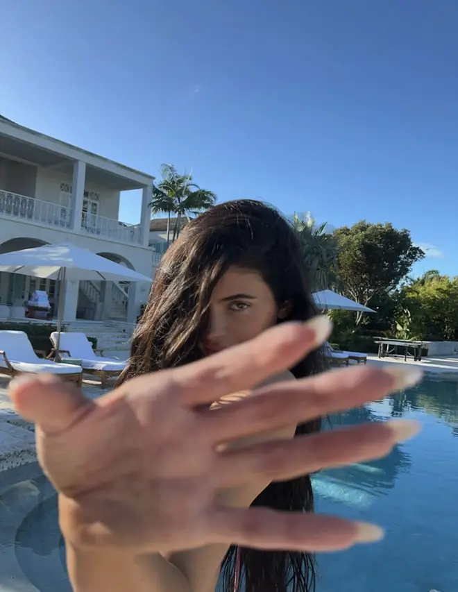 Kylie's mega mansion comes complete with a luscious swimming pool.