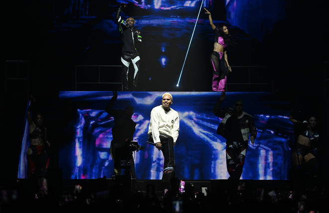 Chris Brown fans convinced KISSED fan on stage during Dublin show Capital